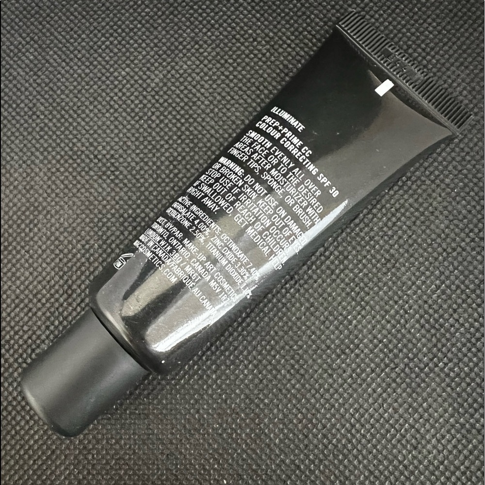 MAC Prep+Prime - Picture 3 of 3
